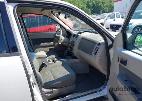 2009 Ford Escape Xlt from USA, damaged, VIN 1FMCU93G89KA82202